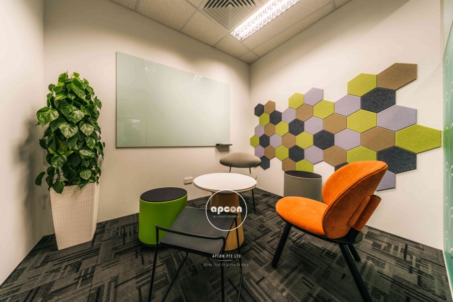 Singapore-Office-Interior-Design-O2-Project@Raffles-DiscussionRoom